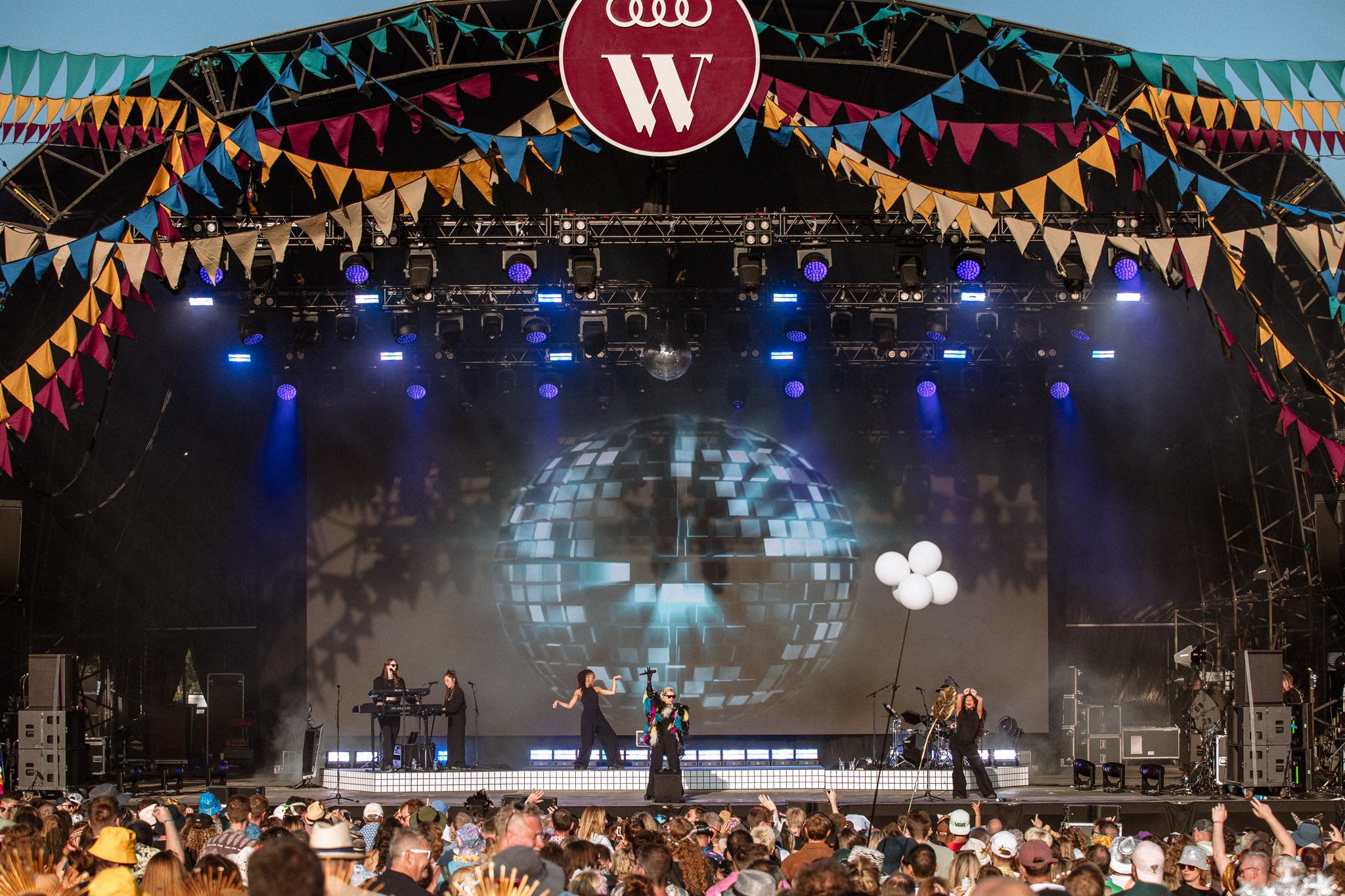 Luxury Glamping at Wilderness Boutique 2025: Your Exclusive Summerhouse Retreat!