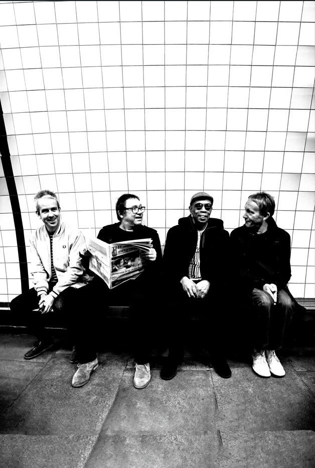 Ocean Colour Scene: Britpop Legends Light Up Liverpool's Canalside!