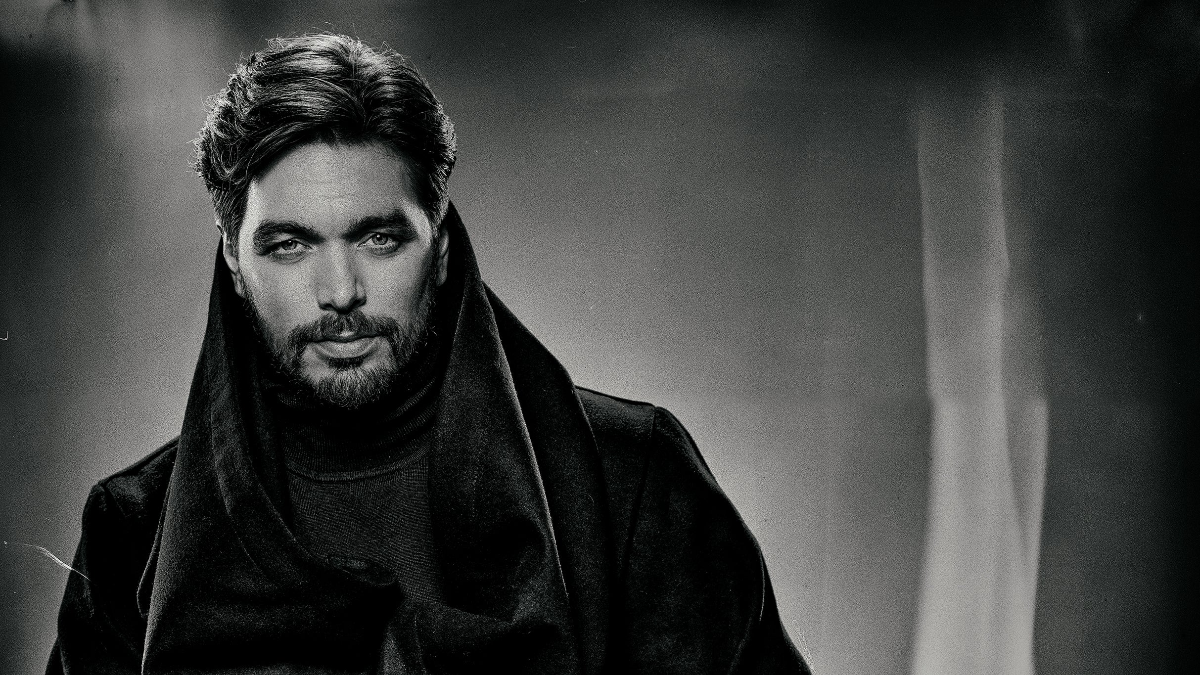 Waylon's Time-Traveling Tunes: A Night of Musical Evolution in Eindhoven!