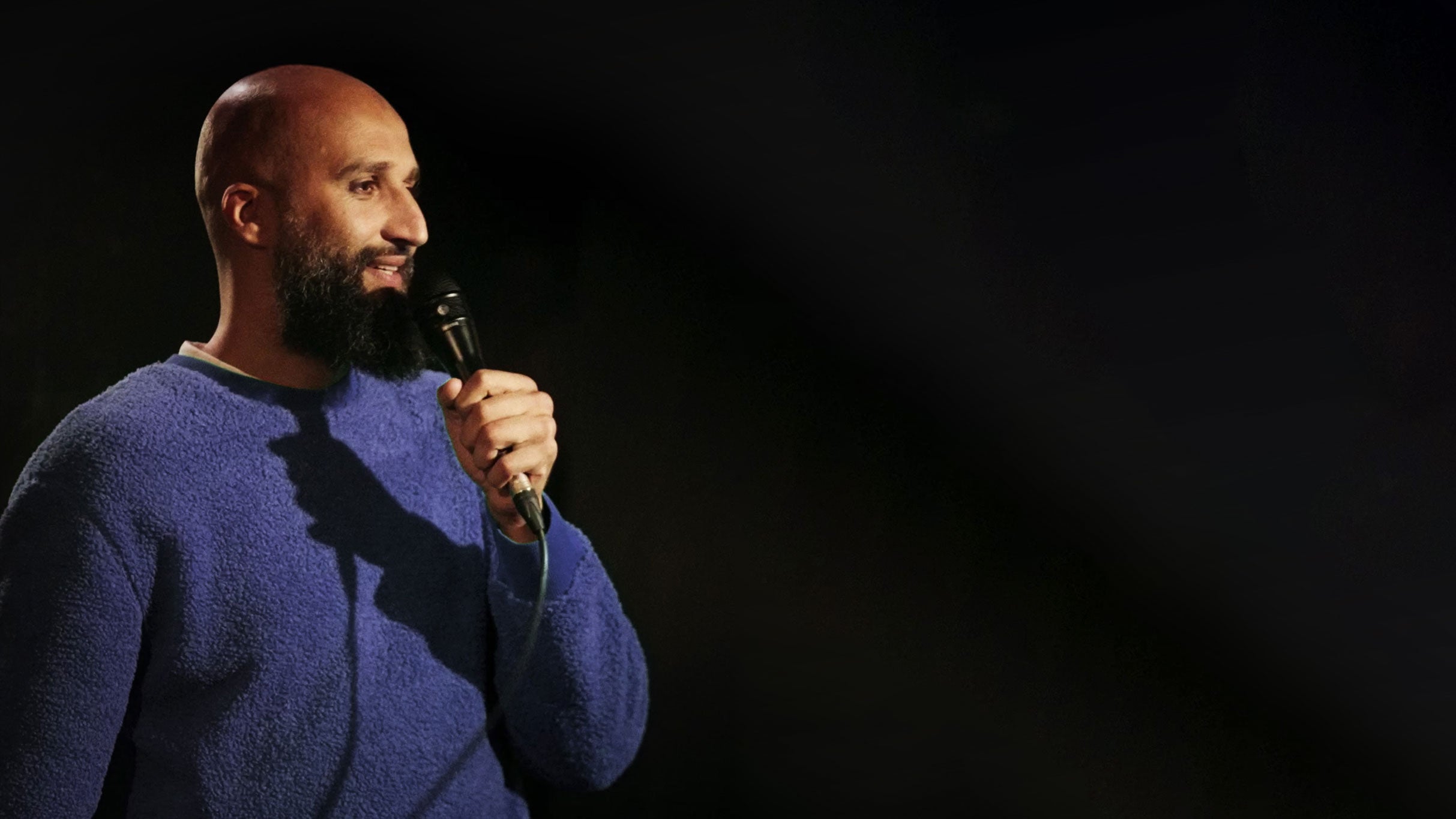 Jason Brokerss: Comedy Storm at Brussels' Cirque Royal!