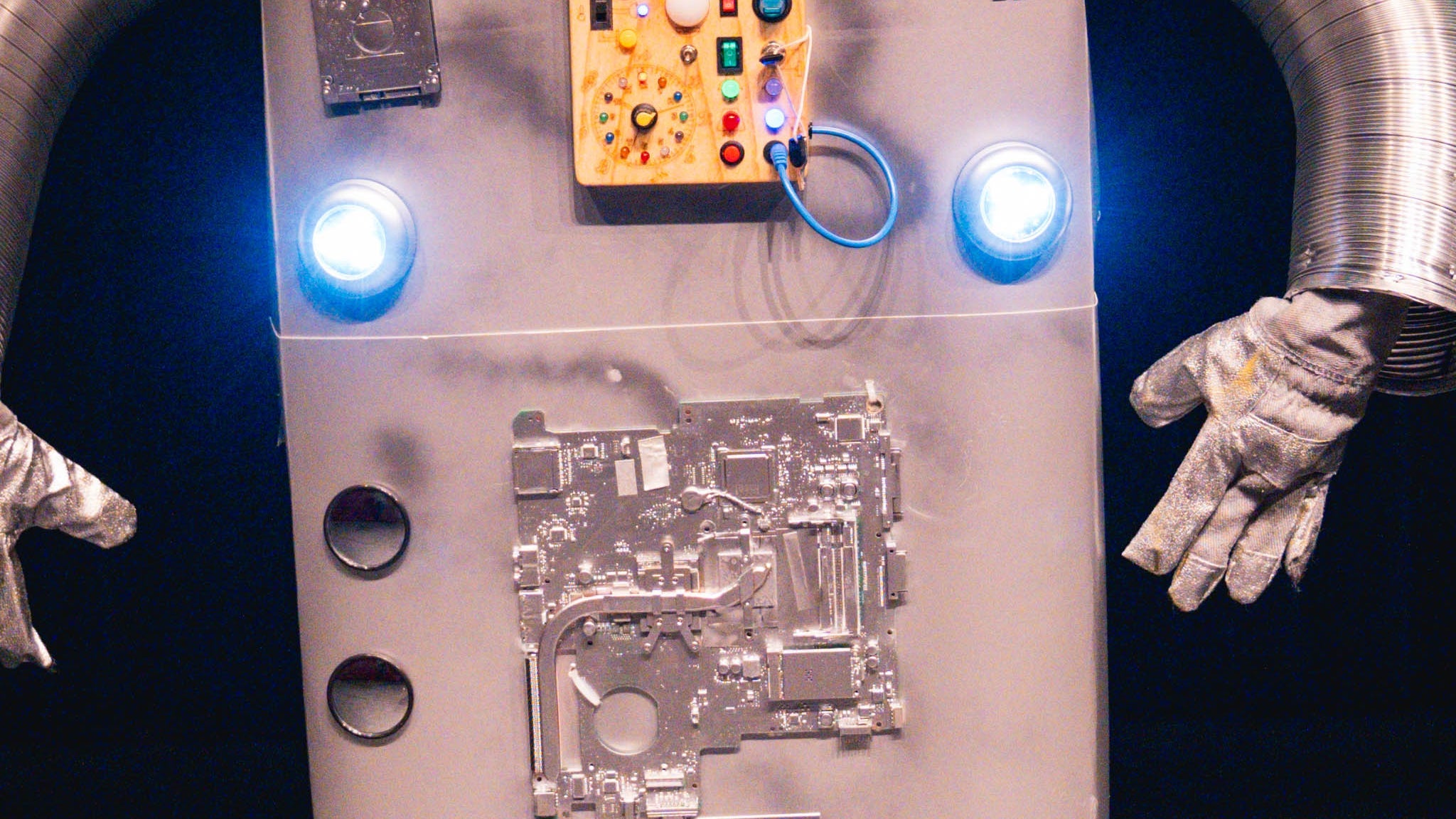 Unveiling AI's Artistic Soul: Diederik Jekel Explores Creativity in Rotterdam!