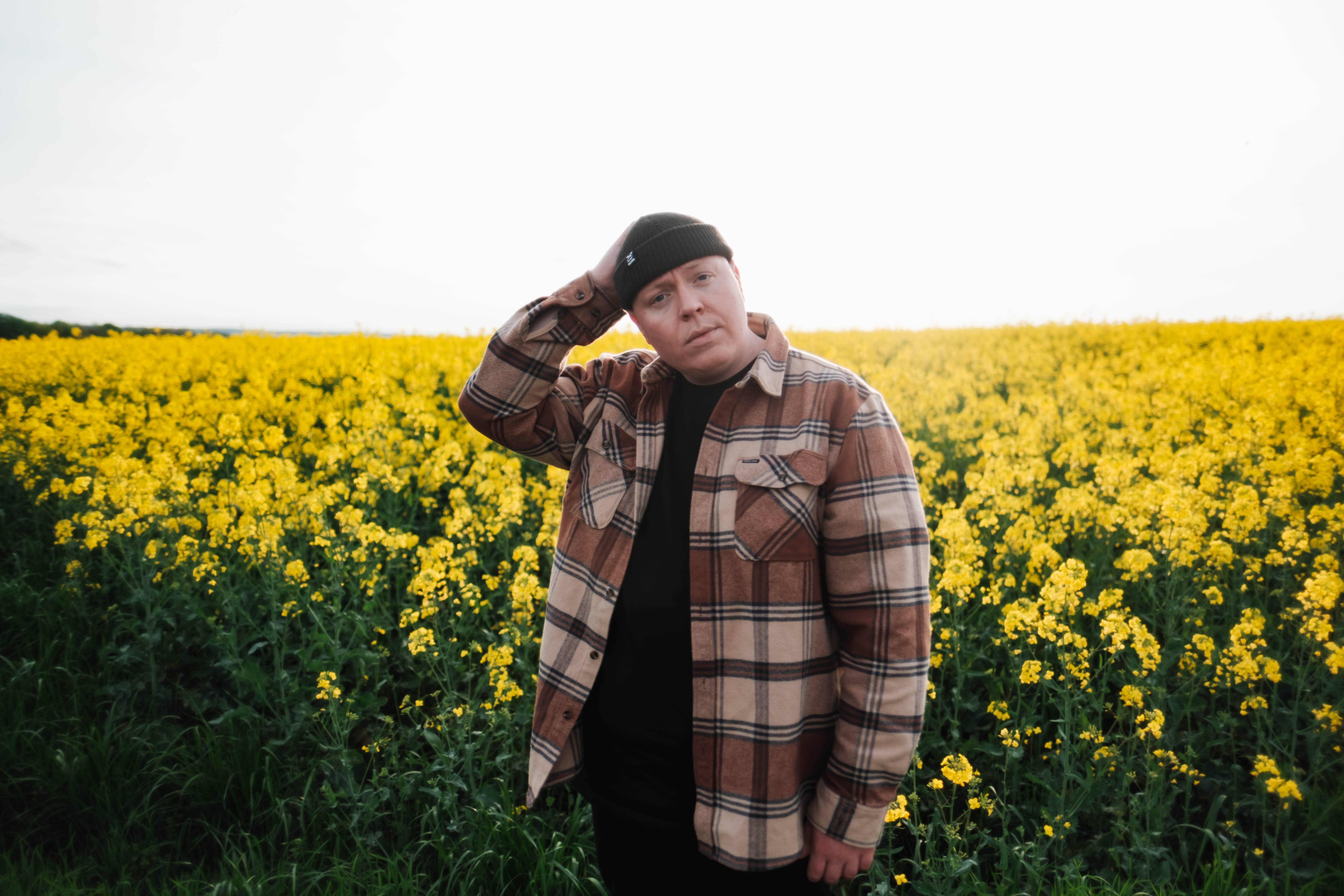 Siggi's Love Fest: The 'Alles darfst du lieben TOUR 2025' Kicks Off in Stuttgart!