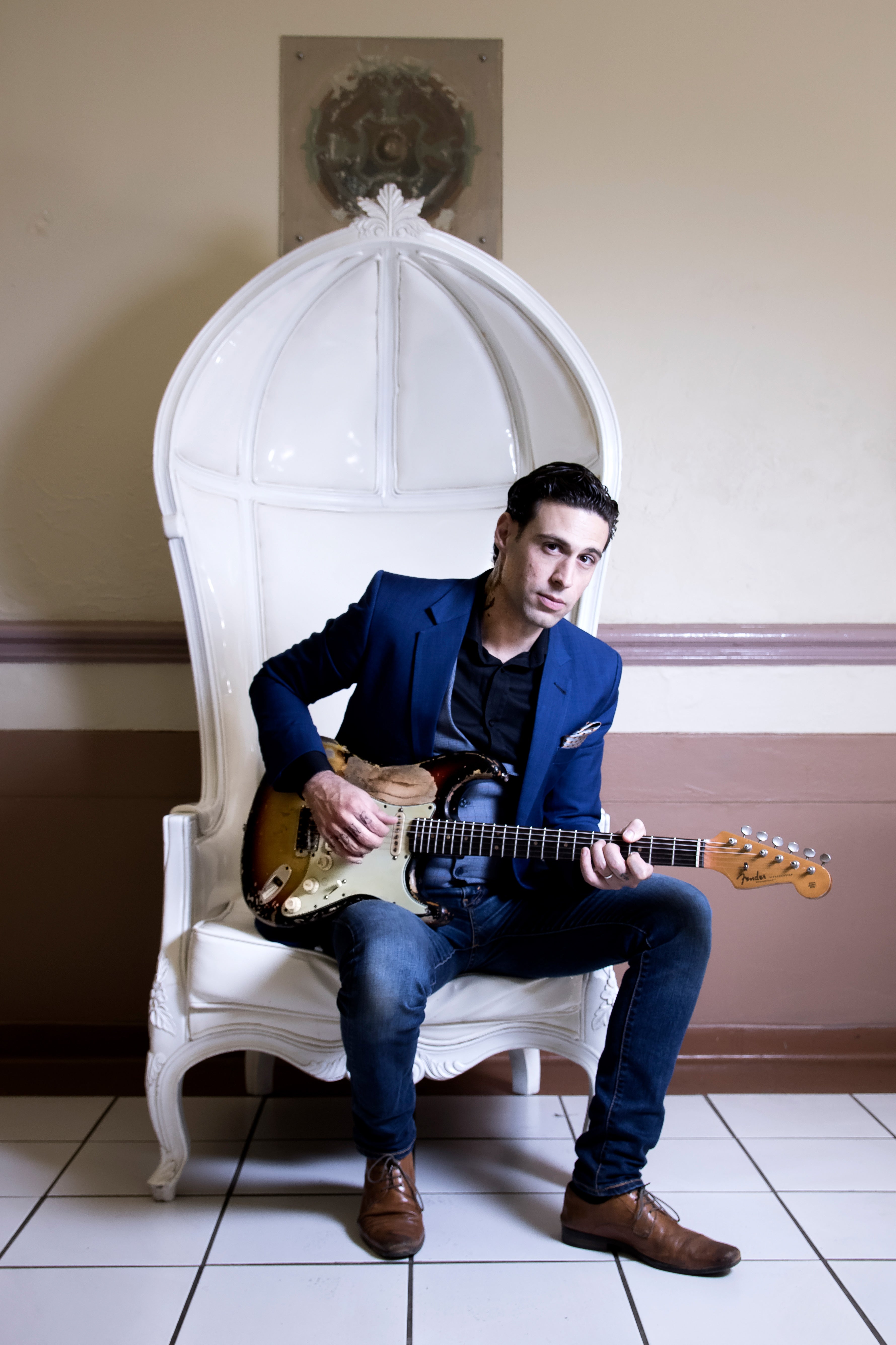 Dan Patlansky: Electrifying Blues Rock at Amsterdam's Q-Factory!