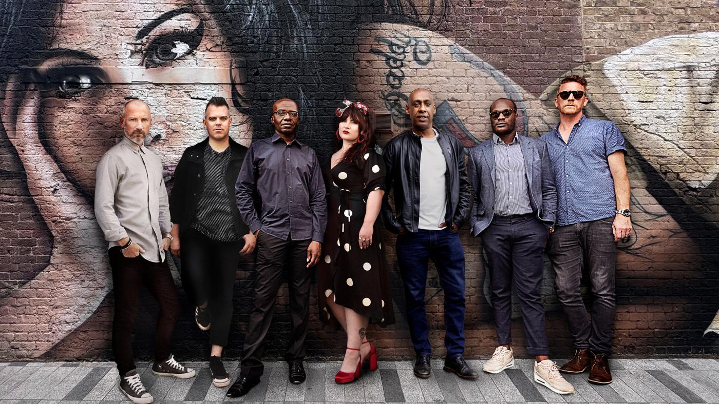 Experience the Soul of Amy Winehouse: The Amy Winehouse Band Live in Eindhoven!
