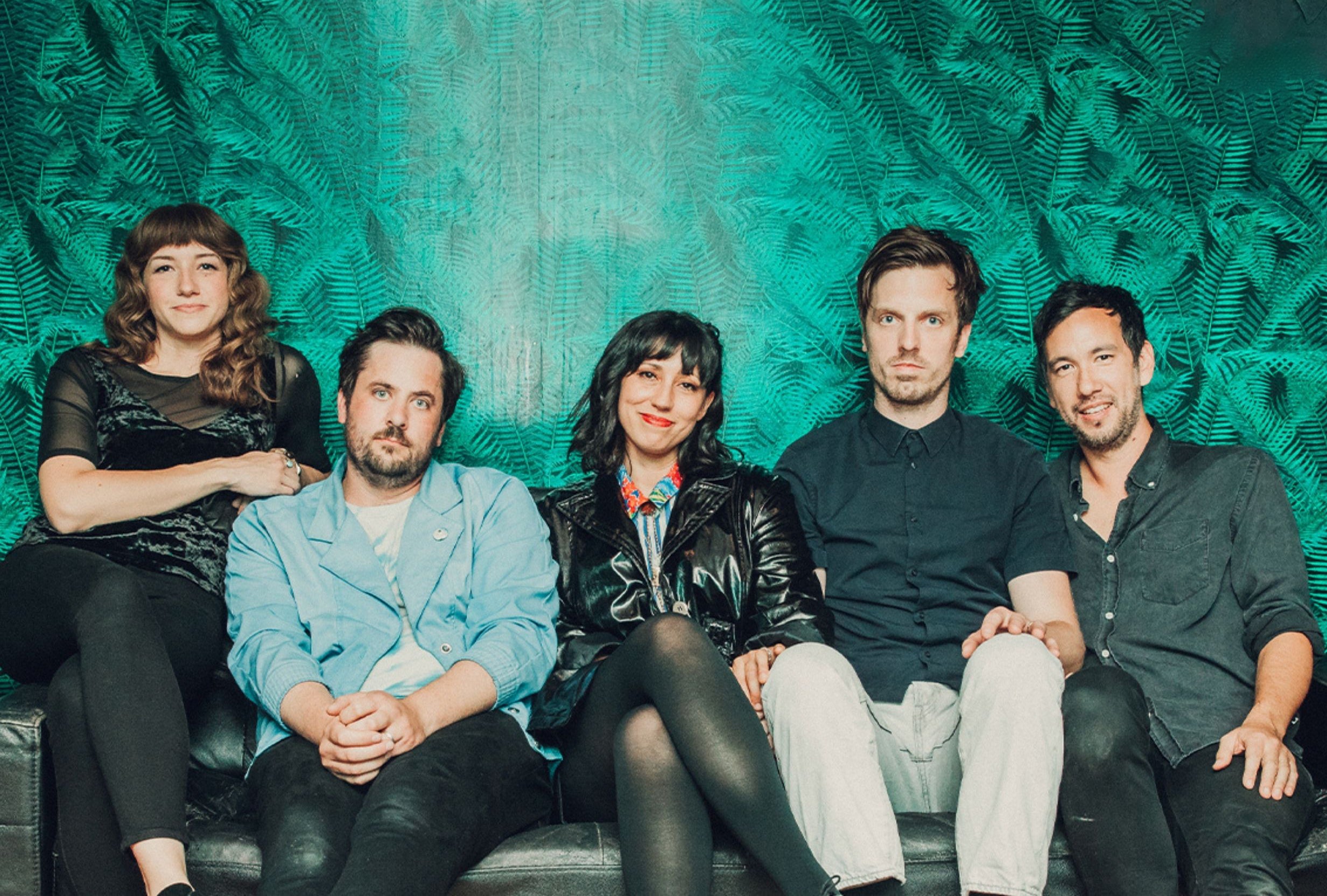 Dive into Sound: Deep Sea Diver Live at Bristol's Famed Louisiana!