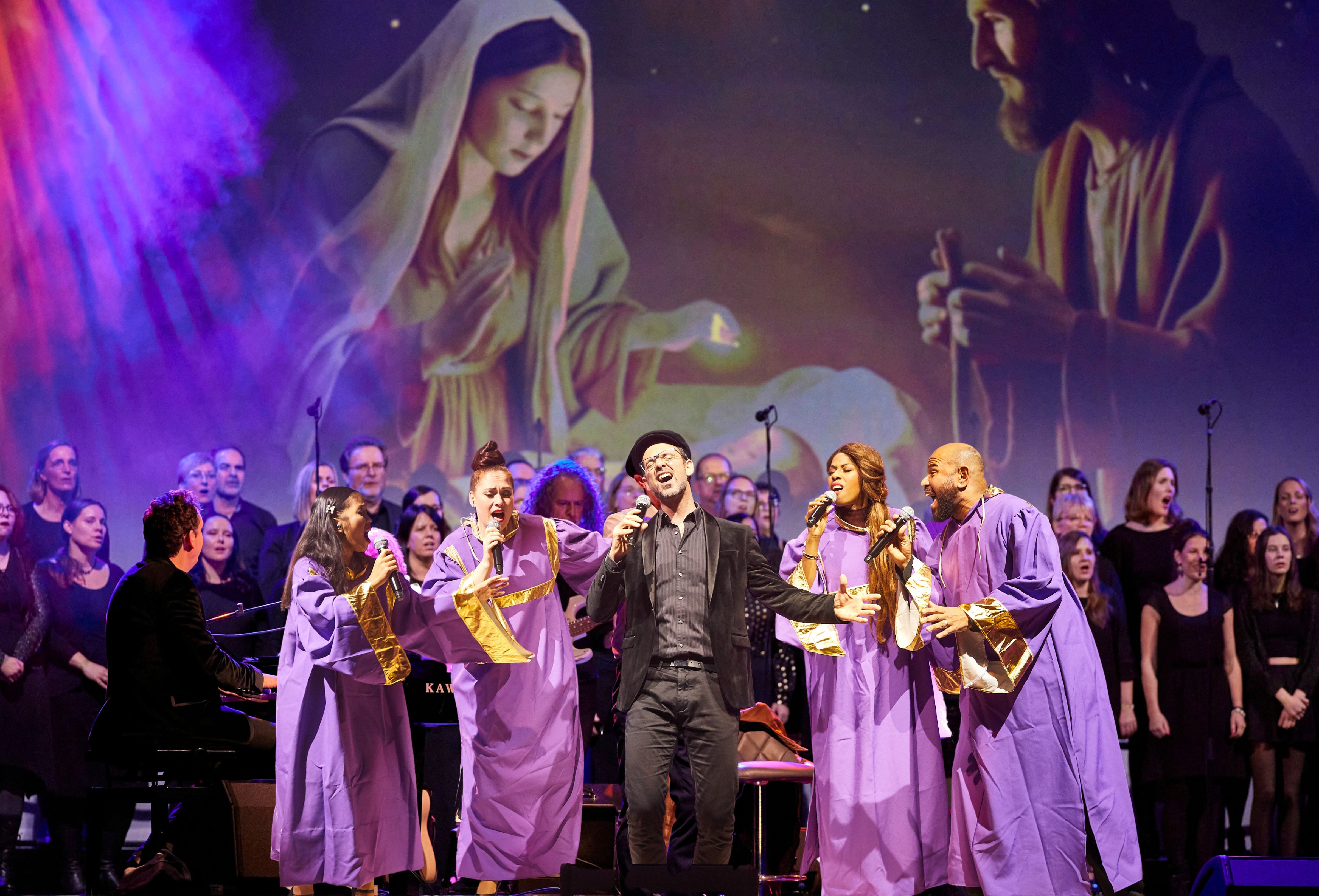 Experience Christmas Magic: Premium Seats at SWT Arena!