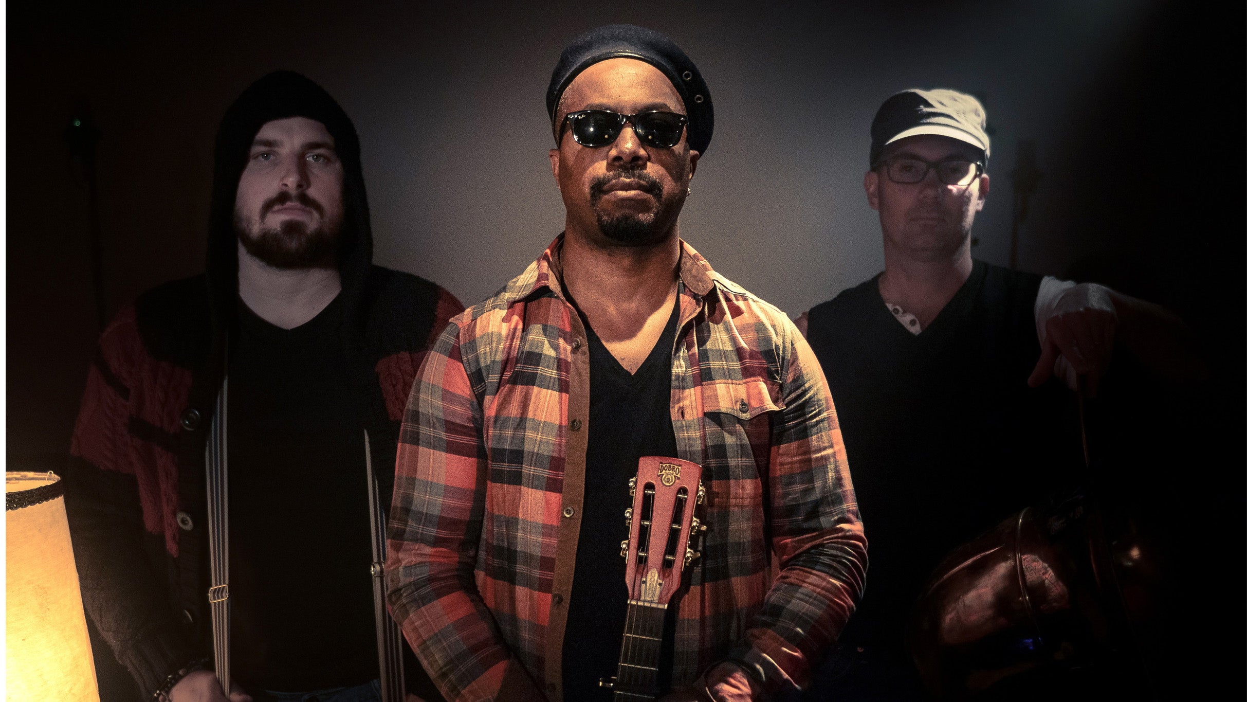 DELGRES Electrifies Freyming-Merlebach: A Night of Fiery Blues Rock!
