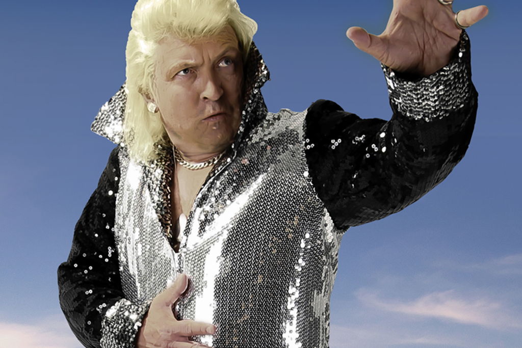 Hilarious Hijinks: Clinton Baptiste Conjures Laughter in Reading!