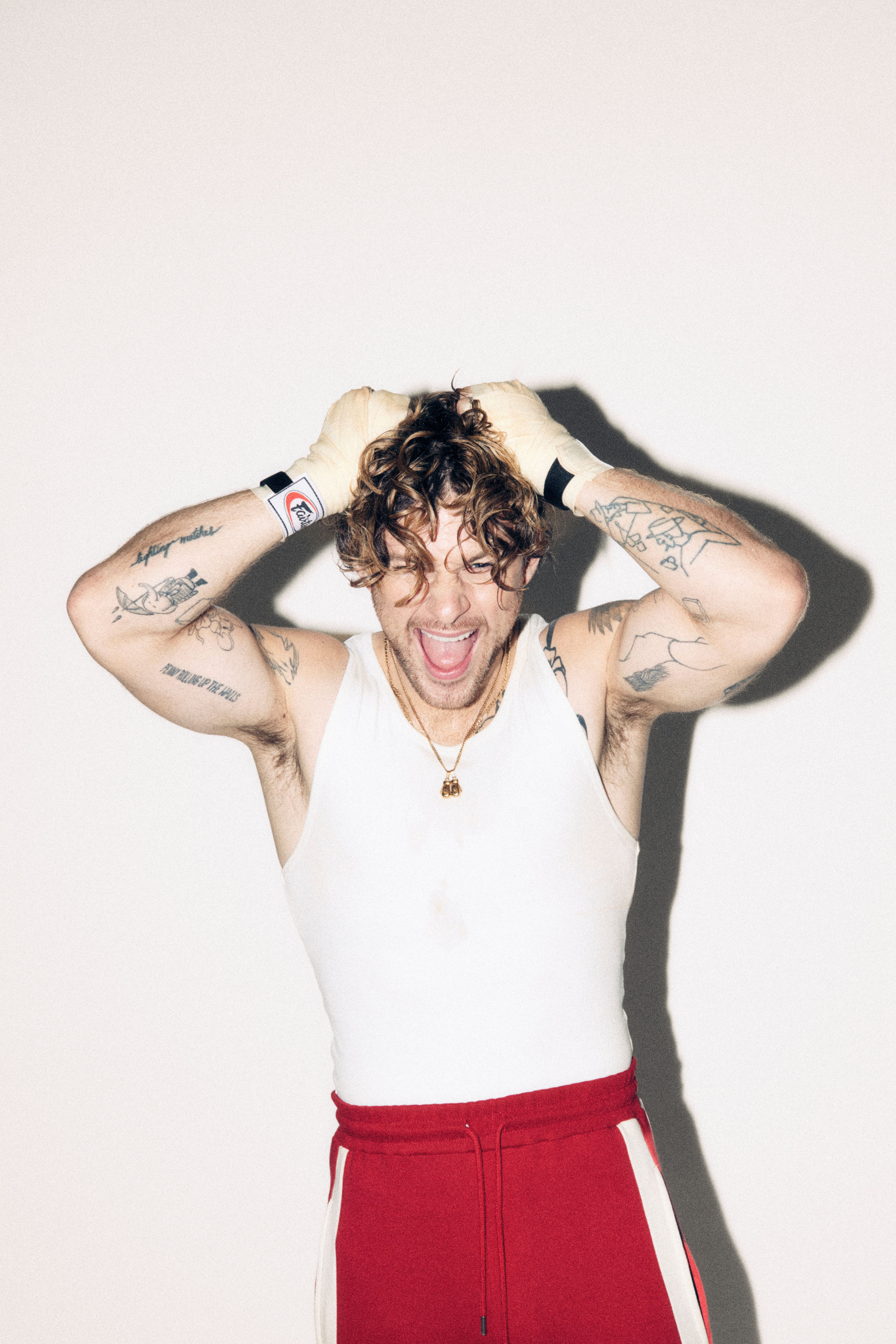 Tom Grennan: Amsterdam Electrifies with Chart-Topping Anthems!