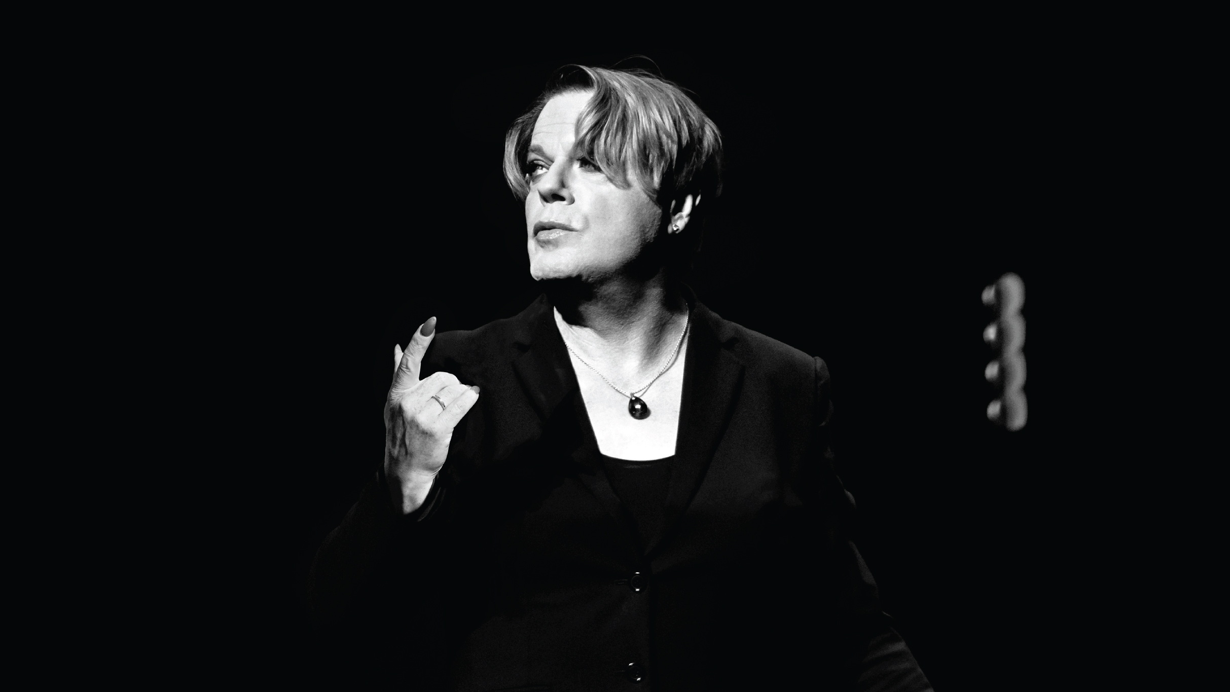 Eddie Izzard's Hamlet: A Hilarious and Heartfelt Take on Shakespeare