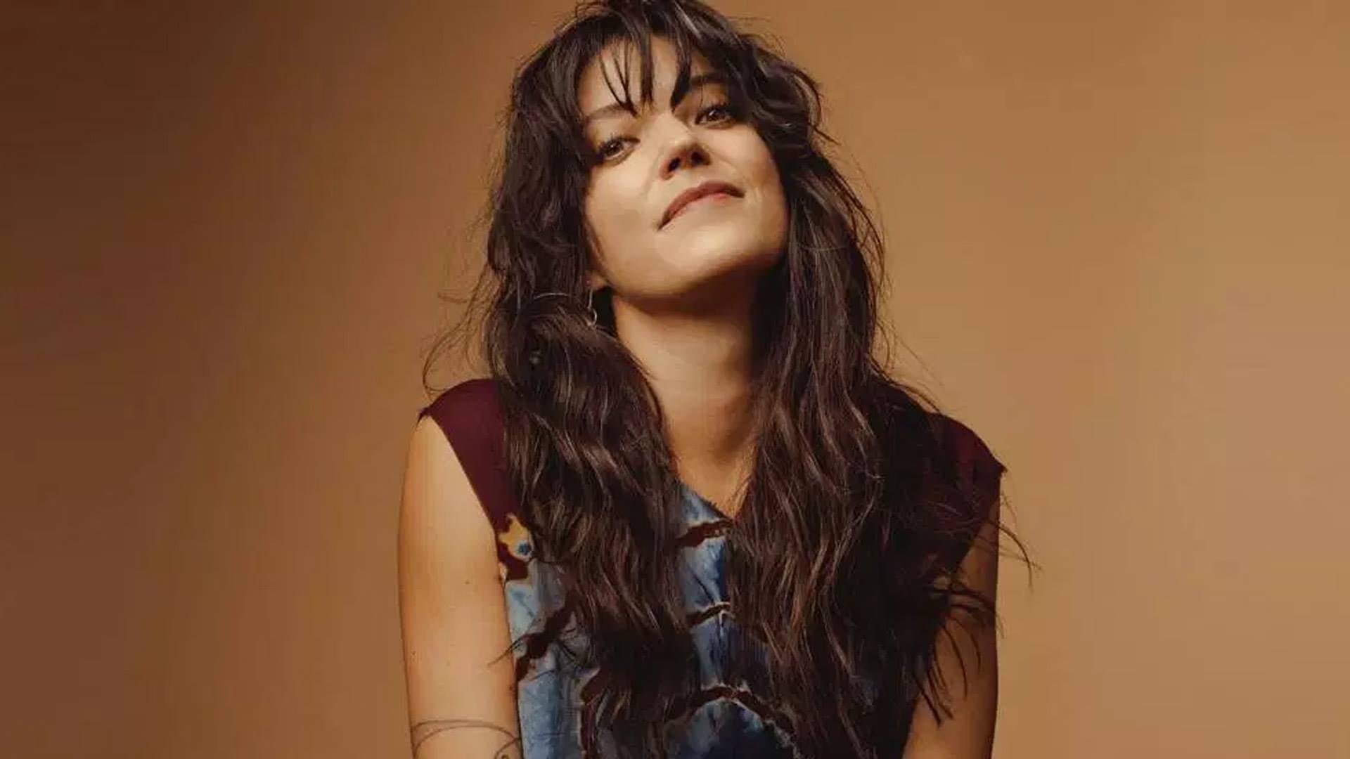 Sharon Van Etten & The Attachment Theory: An Unforgettable Night of Indie Rock in Utrecht