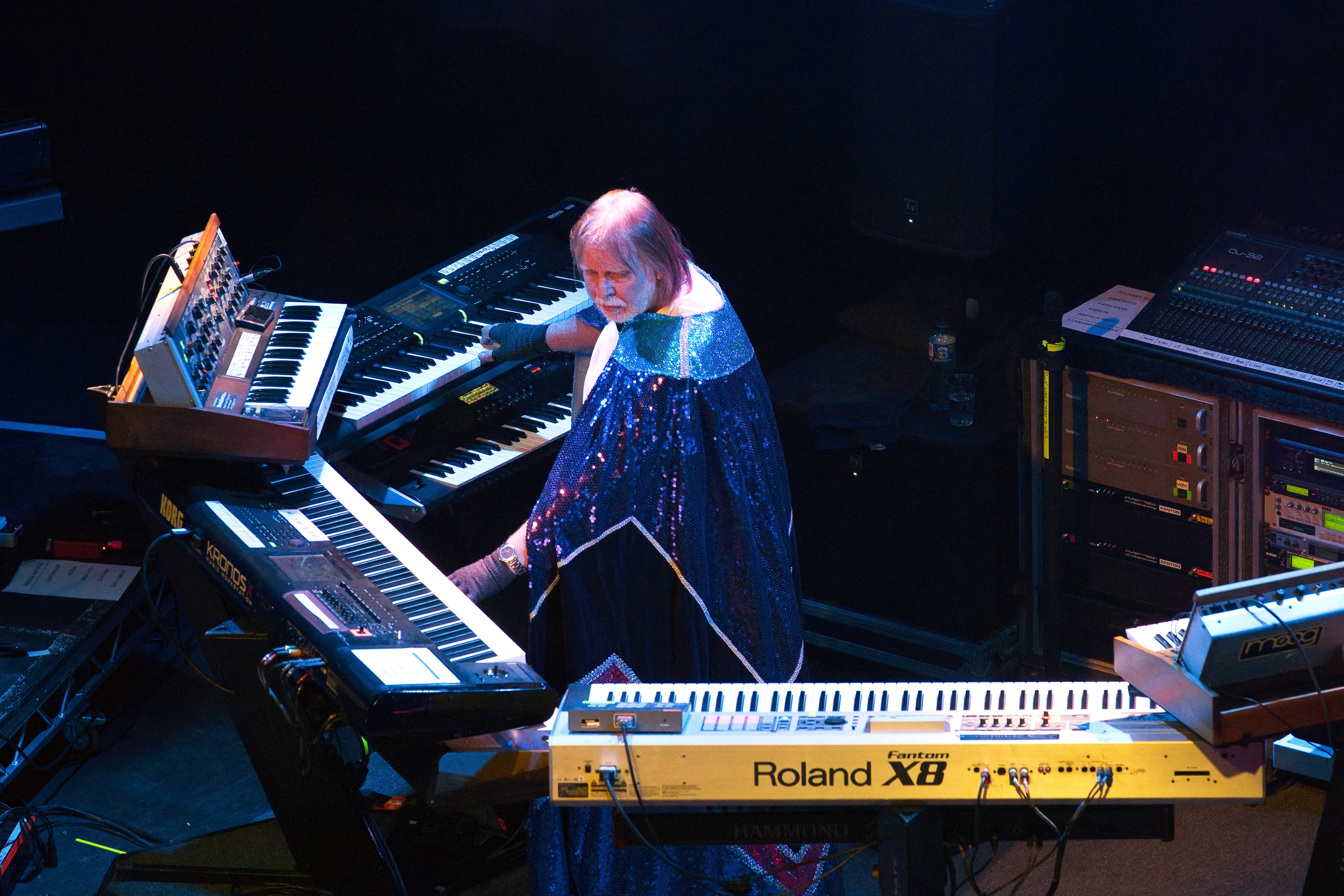Rick Wakeman's Symphonic Rock Extravaganza: Six Wives & King Arthur Live!