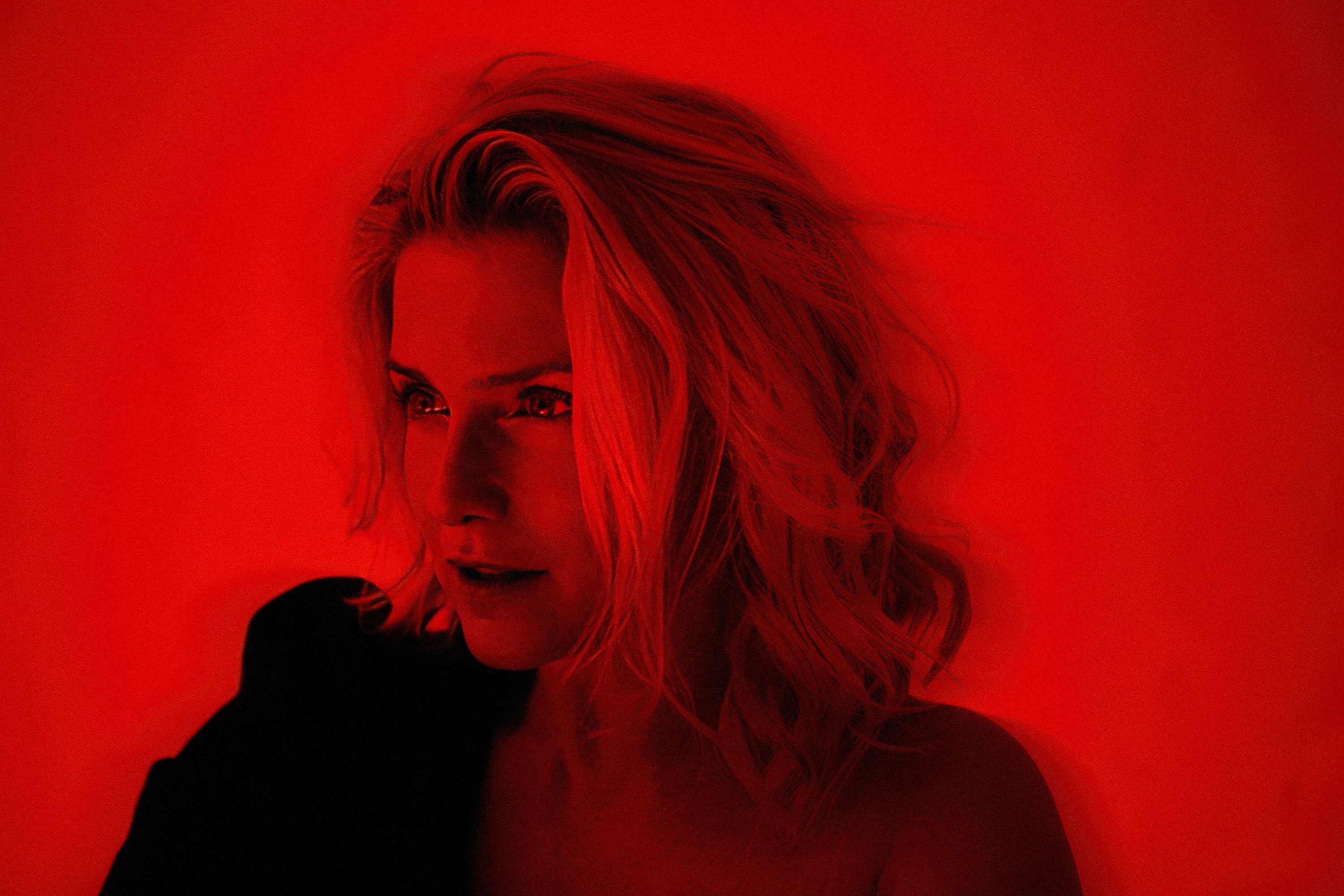 Jeanette Biedermann: Electrifying Live Performance in Baden-Baden!