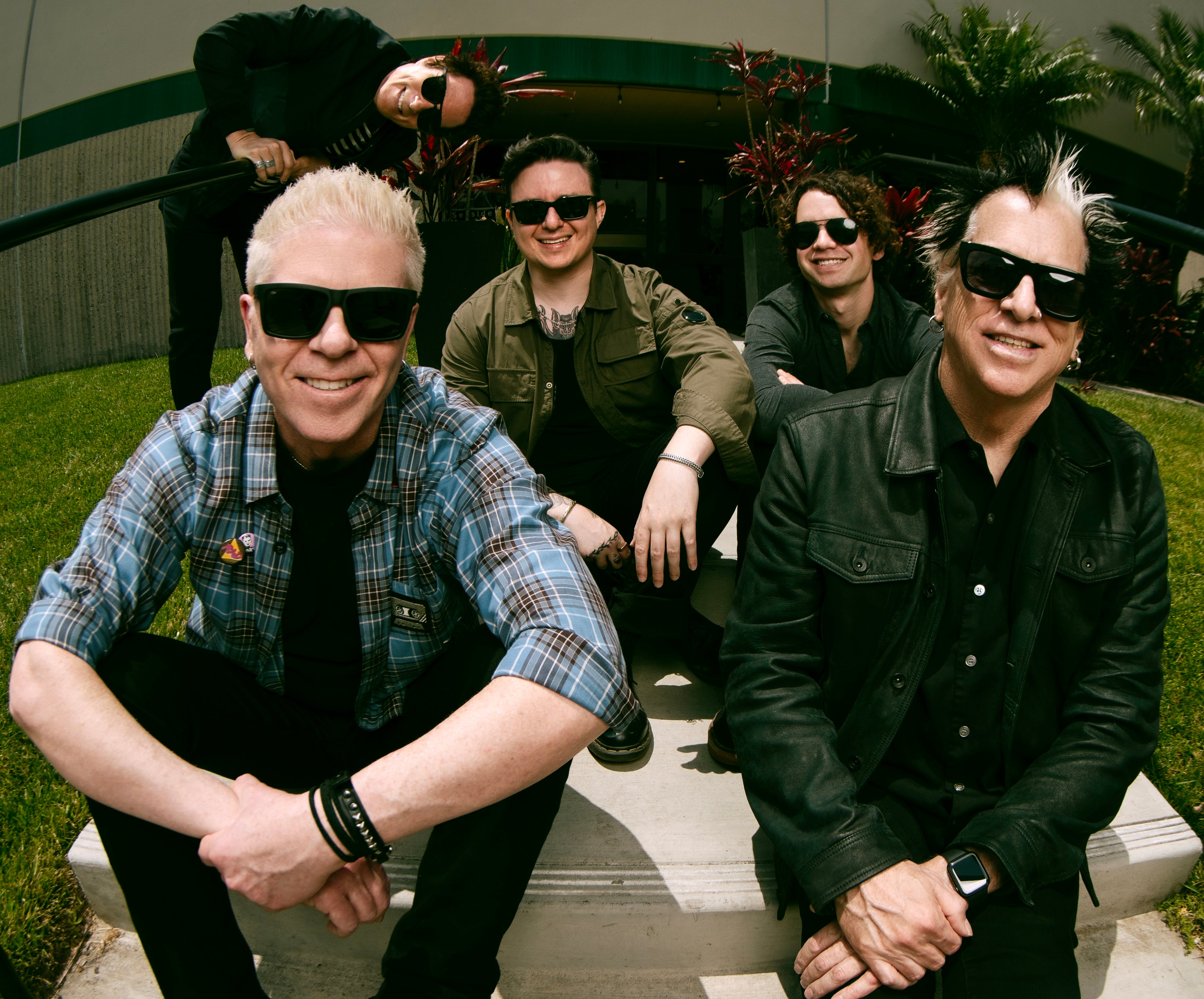 The Offspring Live in Cardiff: A Punk Rock Riot!