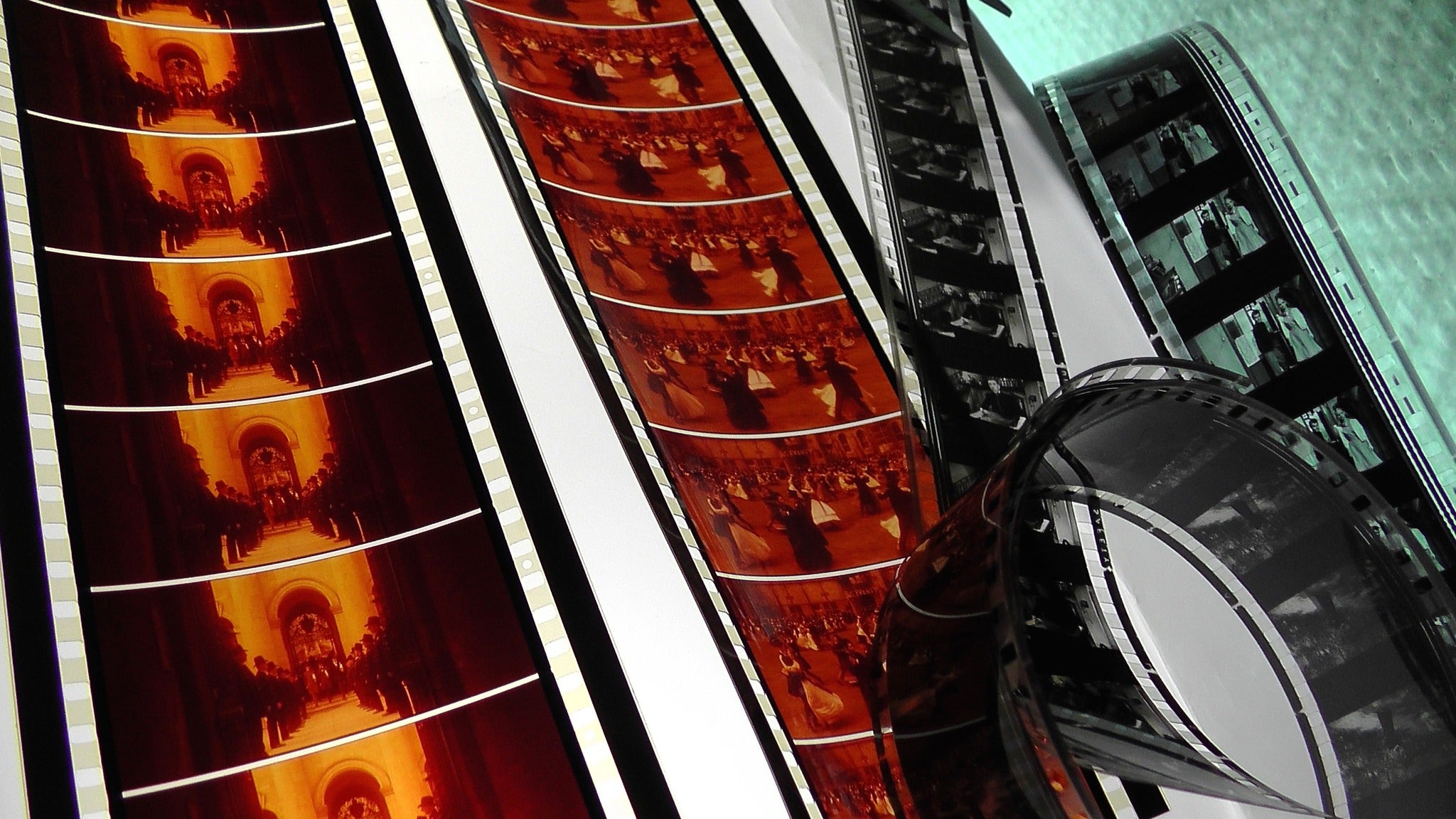 Epic Journey Through Middle-earth: 'Le Seigneur des Anneaux & Le Hobbit' in Colmar!