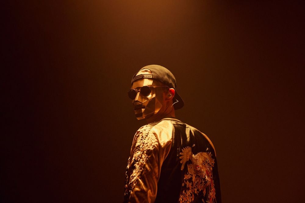 Satin Jackets: Nu-Disco Grooves Light Up Amsterdam's Melkweg!