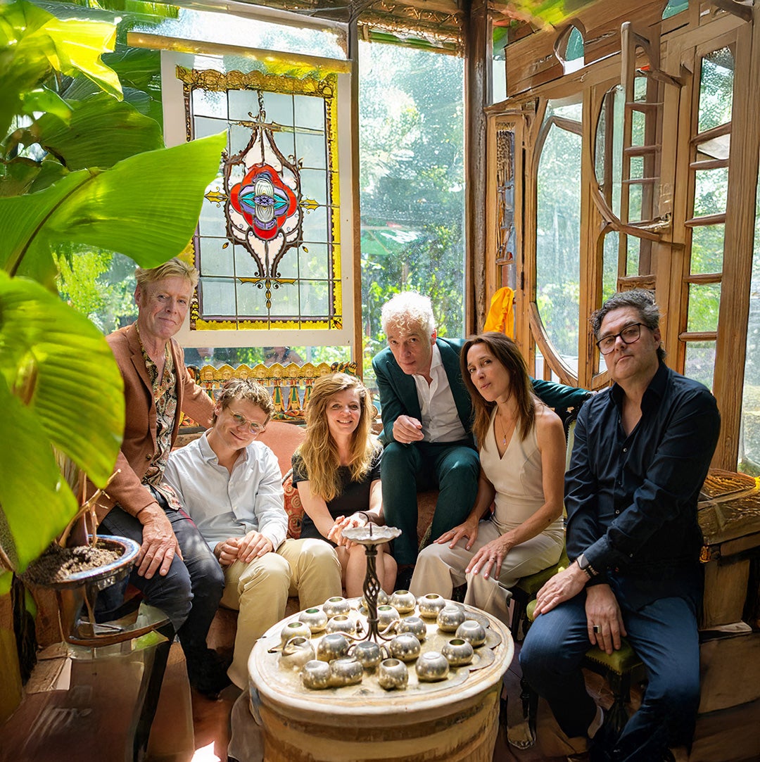 Spinvis Live: A Melodic Night Under the Stars at Caprera!