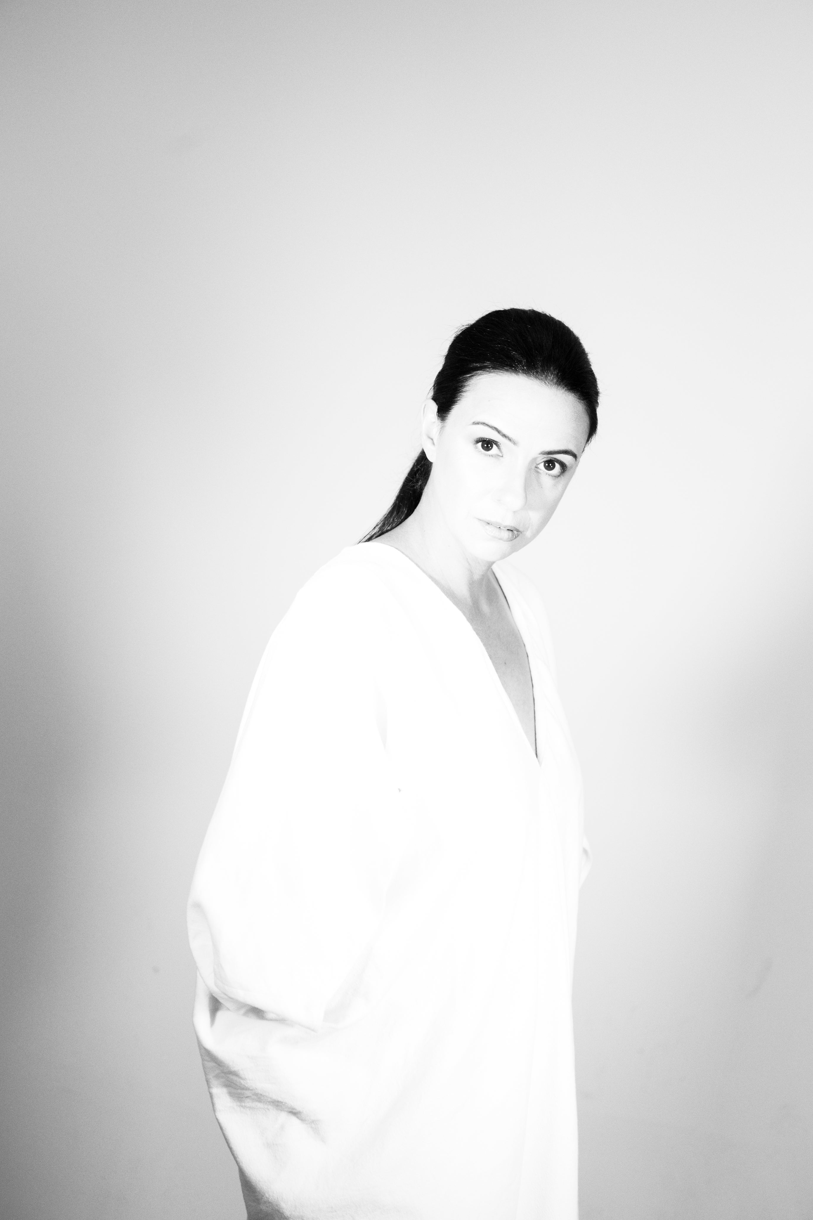 Experience LINA_ Live: A Night of Unforgettable Muziek at Theater Heerlen!