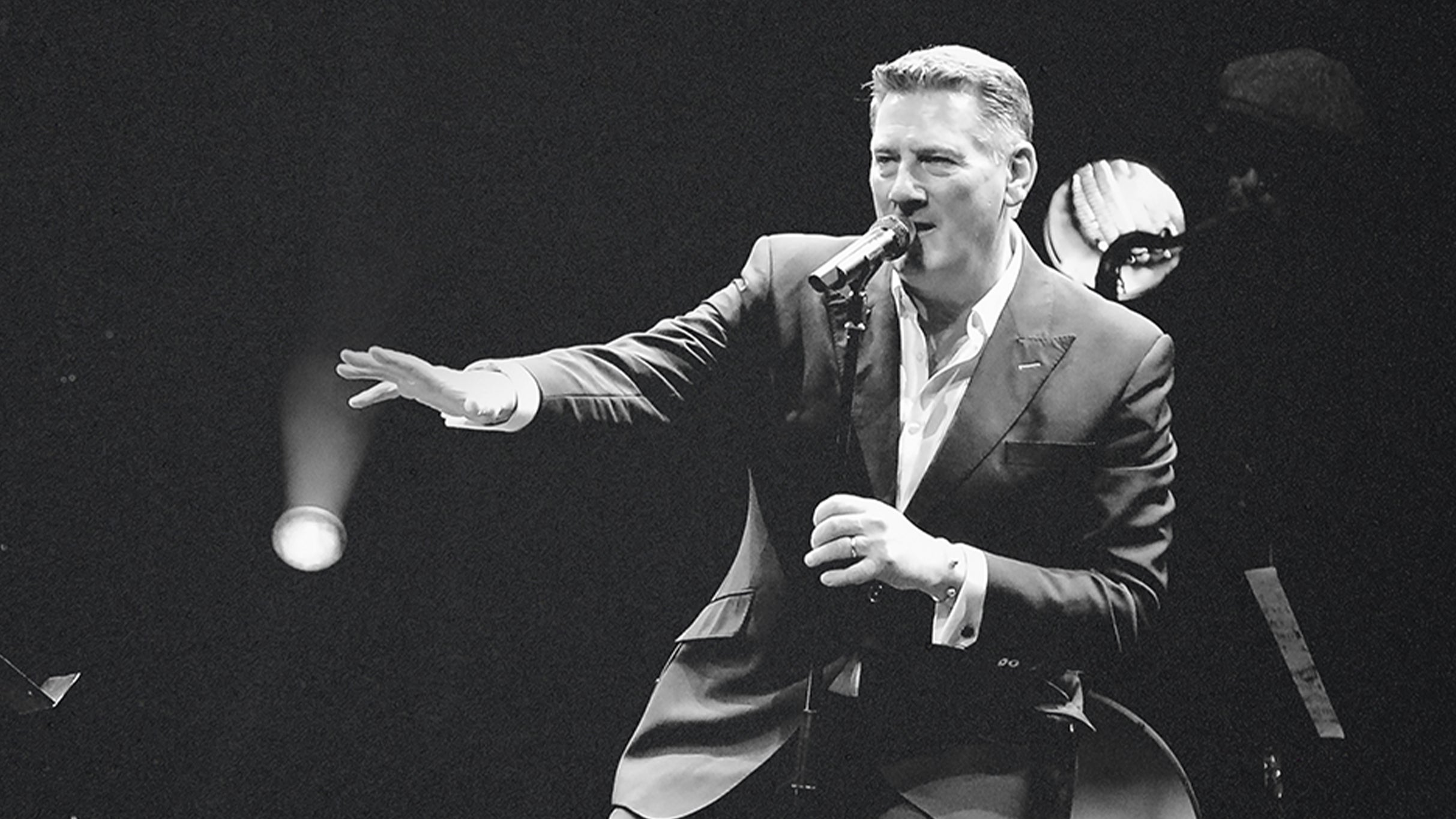 Tony Hadley's Christmas Extravaganza: A Big Band Celebration in Portsmouth!